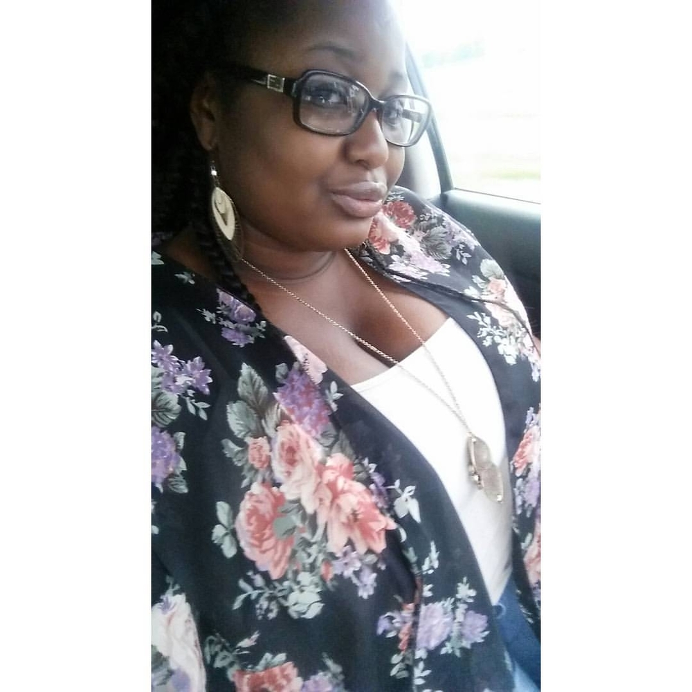 Meet your Posher, Angela